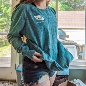 Nike long sleeve pullover